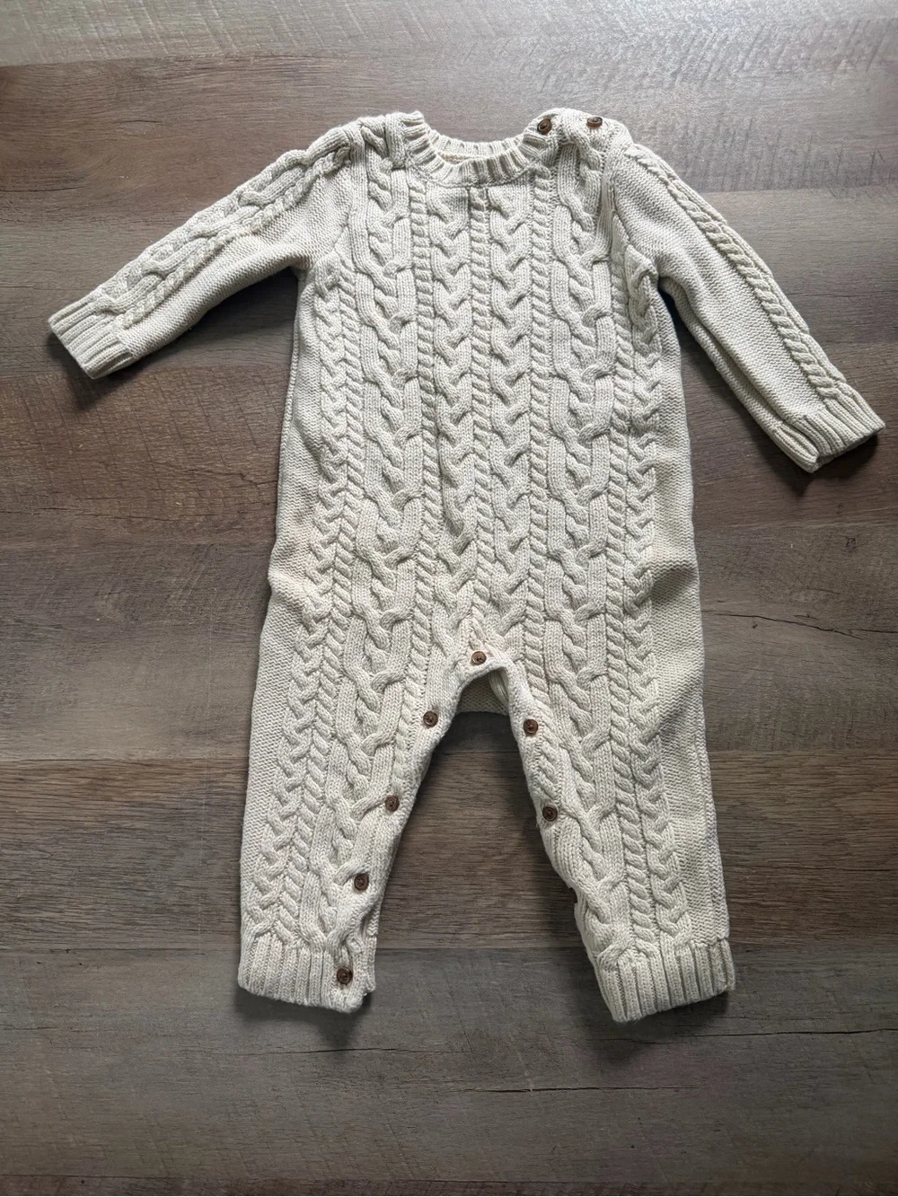 Gap + Old Navy Baby Boy One Piece Outfit Lot 6-12M 2 Pc